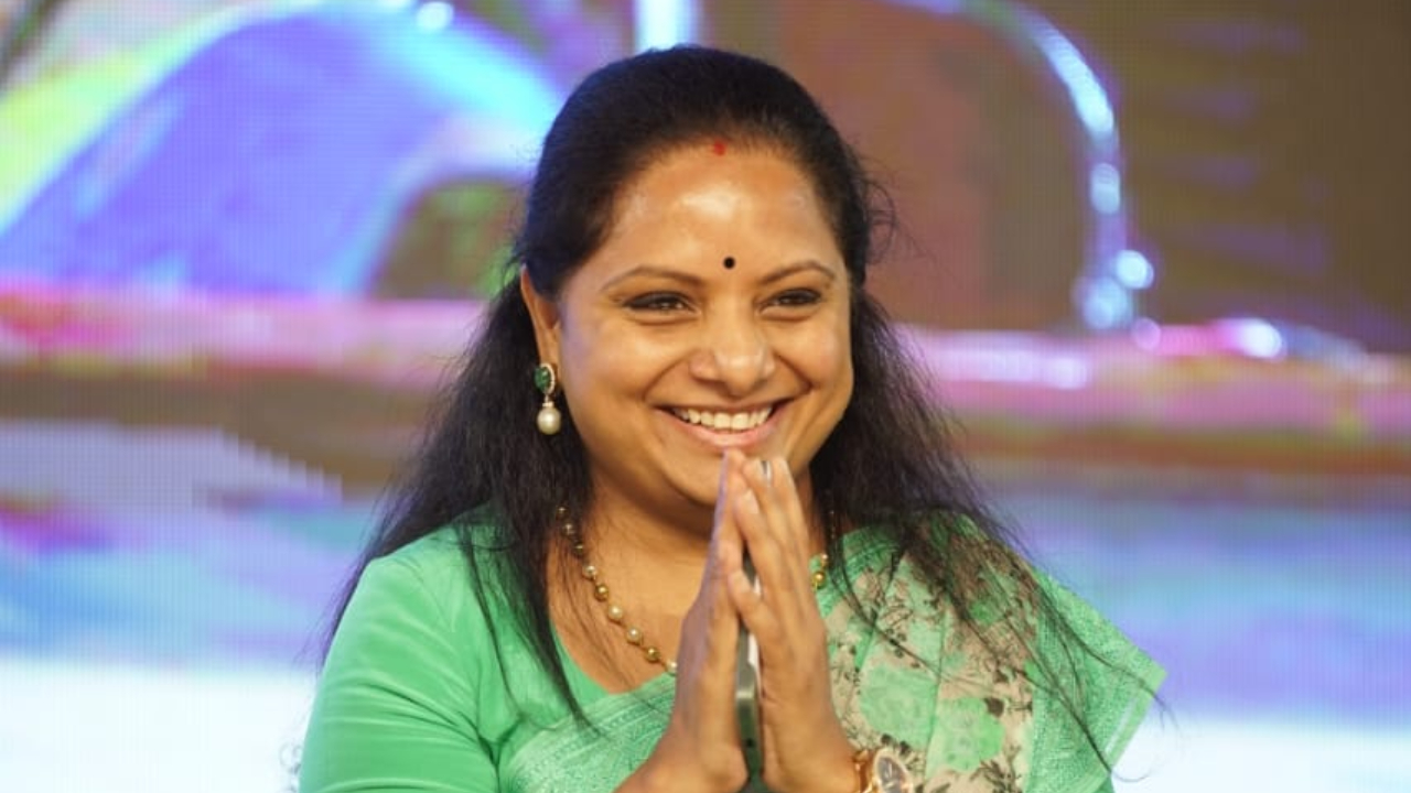 కల్వకుంట్ల కవితకు మళ్లీ షాక్.. లిక్కర్ స్కాంలో మరోసారి పేరు